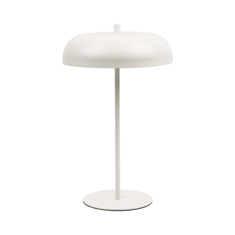 Lampada da tavolo in metallo vintage a LED