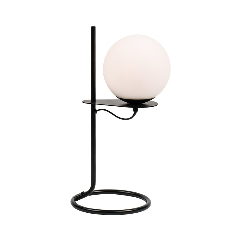 Semplice lampada da tavolo a sfera di vetro