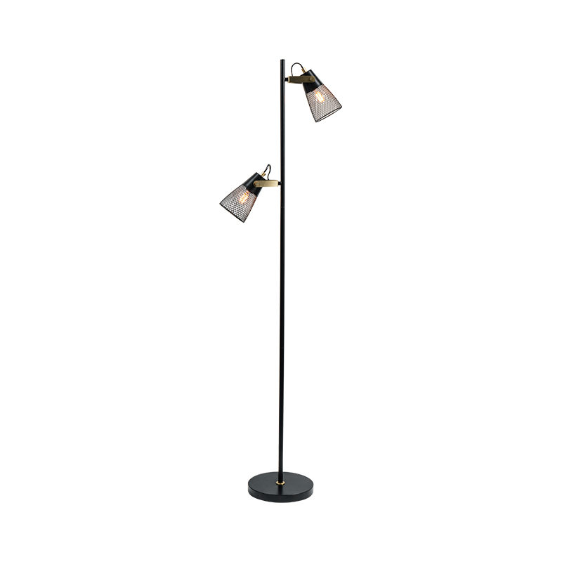 Lampada da pavimento in ferro battuto in stile industriale