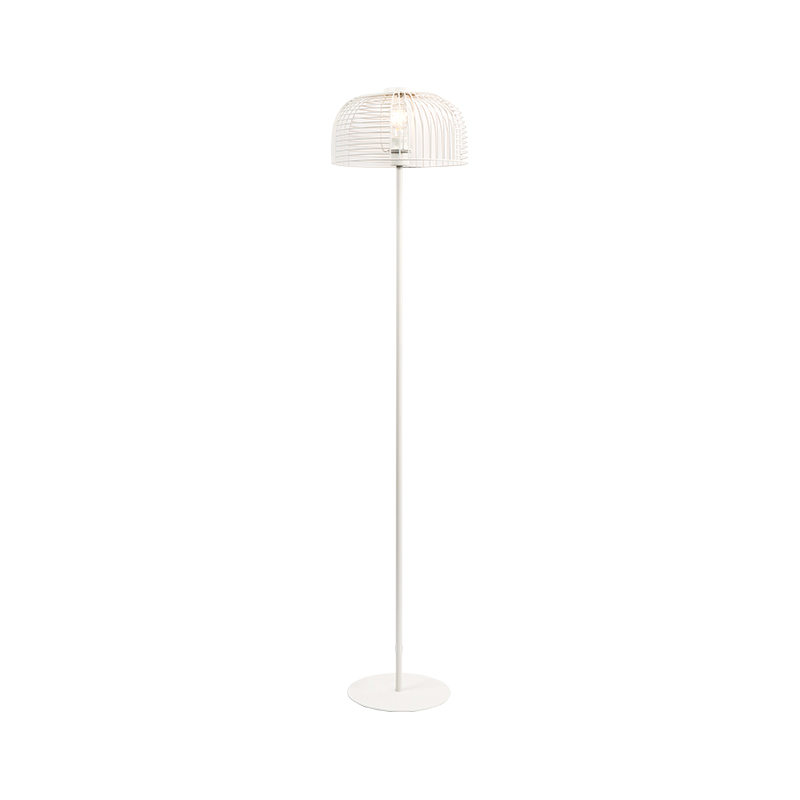 Lampada da pavimento decorativa in ferro battuto nordico