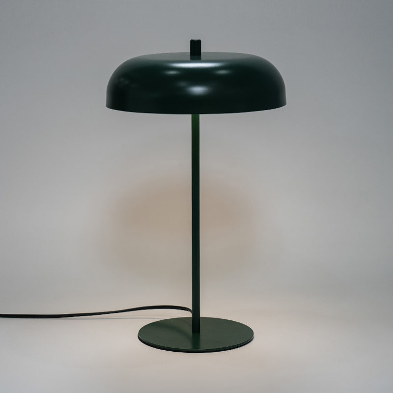 Lampada da tavolo in metallo vintage a LED