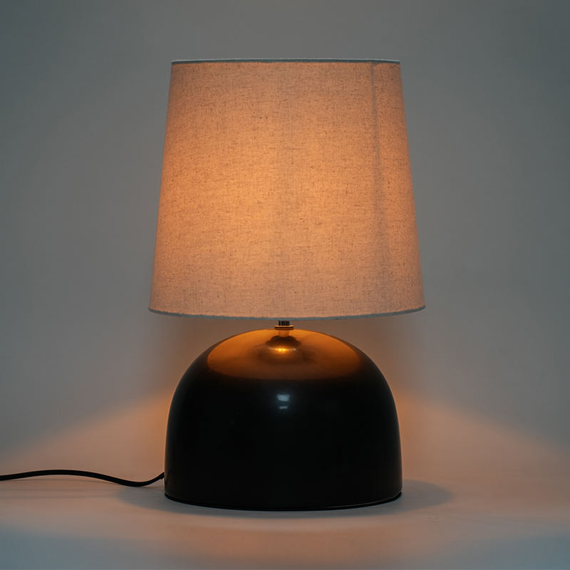 Lampada da tavolo rotonda in ceramica grande semplice
