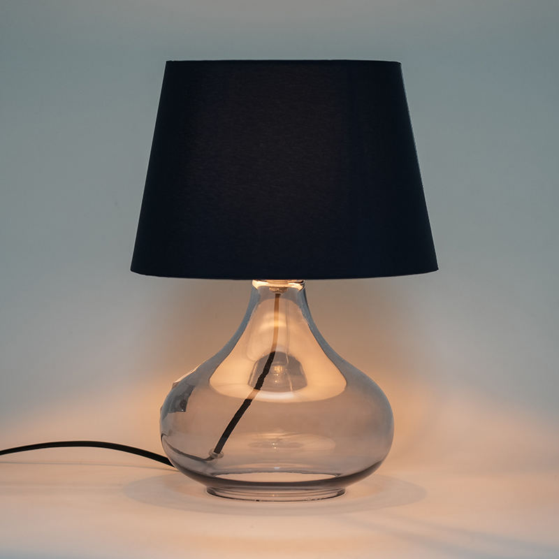 Stile europeo semplice lampada da tavolo in vetro