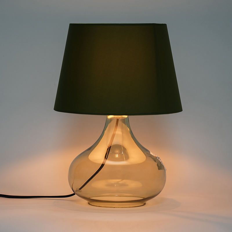 Stile europeo semplice lampada da tavolo in vetro