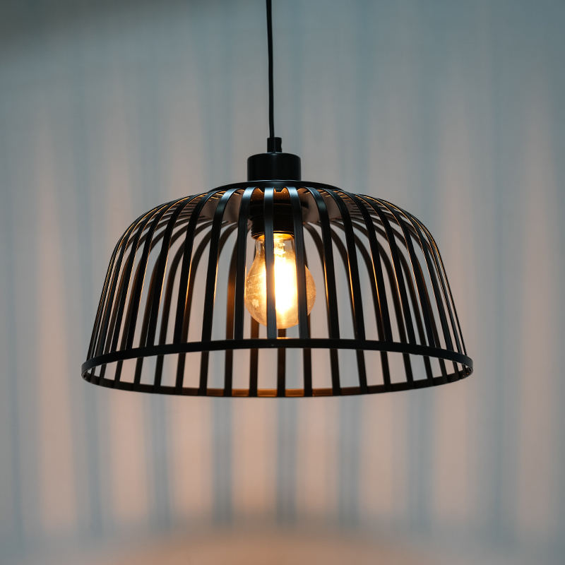 Lampadario di ferro vintage