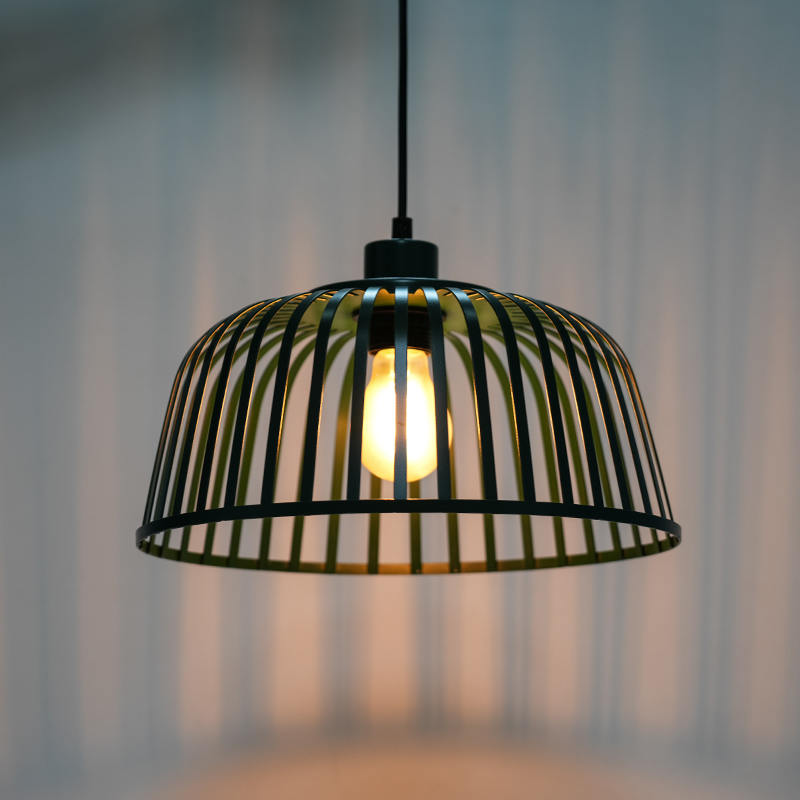 Lampadario di ferro vintage