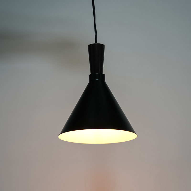 Lampadario nordico semplice