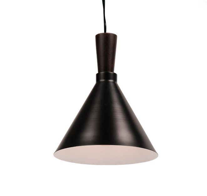 Perché la luce di questo lampadario semplice nordico è più adatta per l'uso a lungo termine?